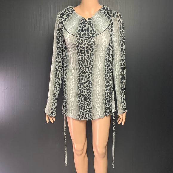 Lane Bryant Animal Print top size Large - Picture 2 of 7